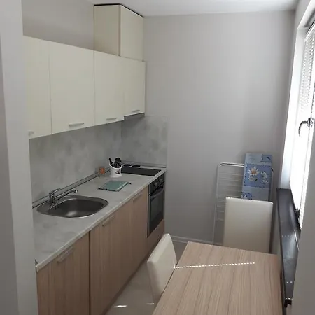 Stella Udacha & Apartament